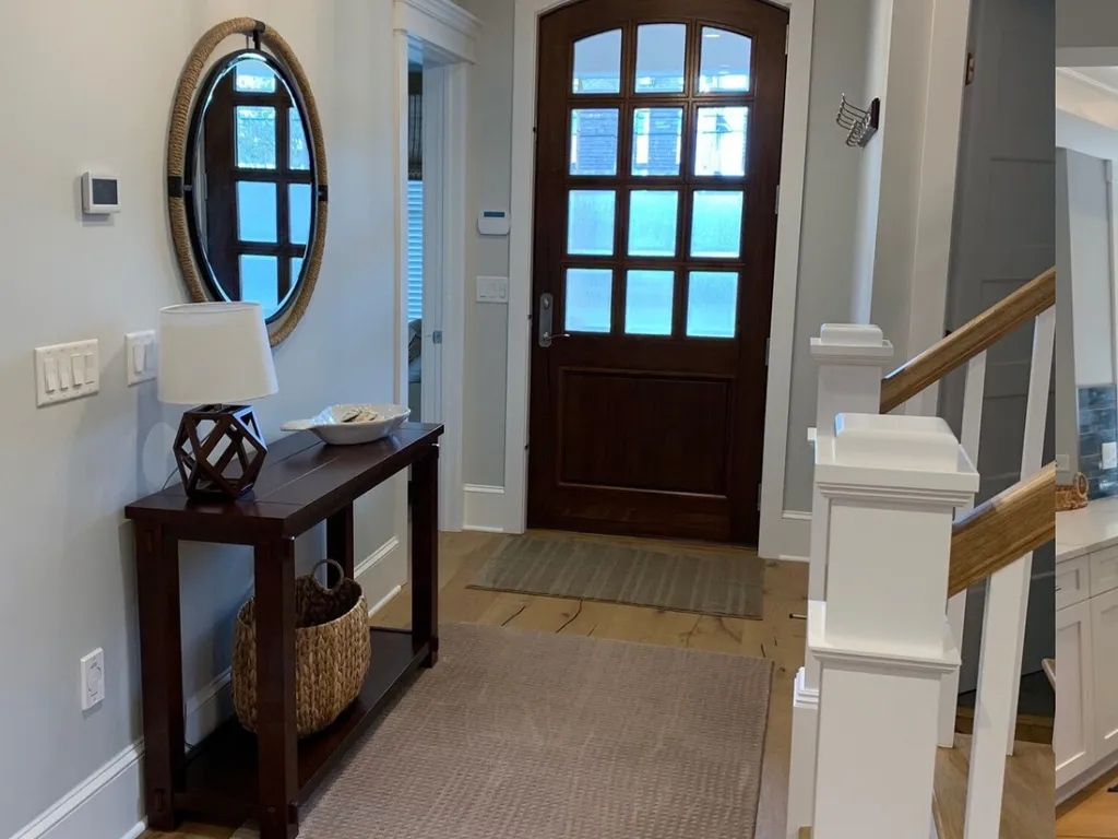 Front entry. Queen bedroom on the left. Full bath on the right.