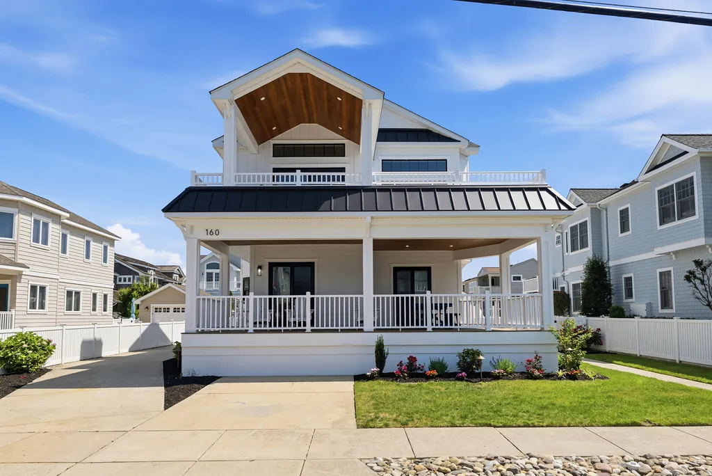 5th House from Beach