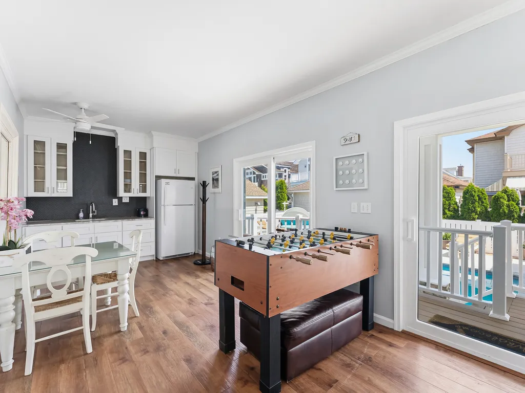 Sunroom with sink &amp;amp; 2nd refrigerator