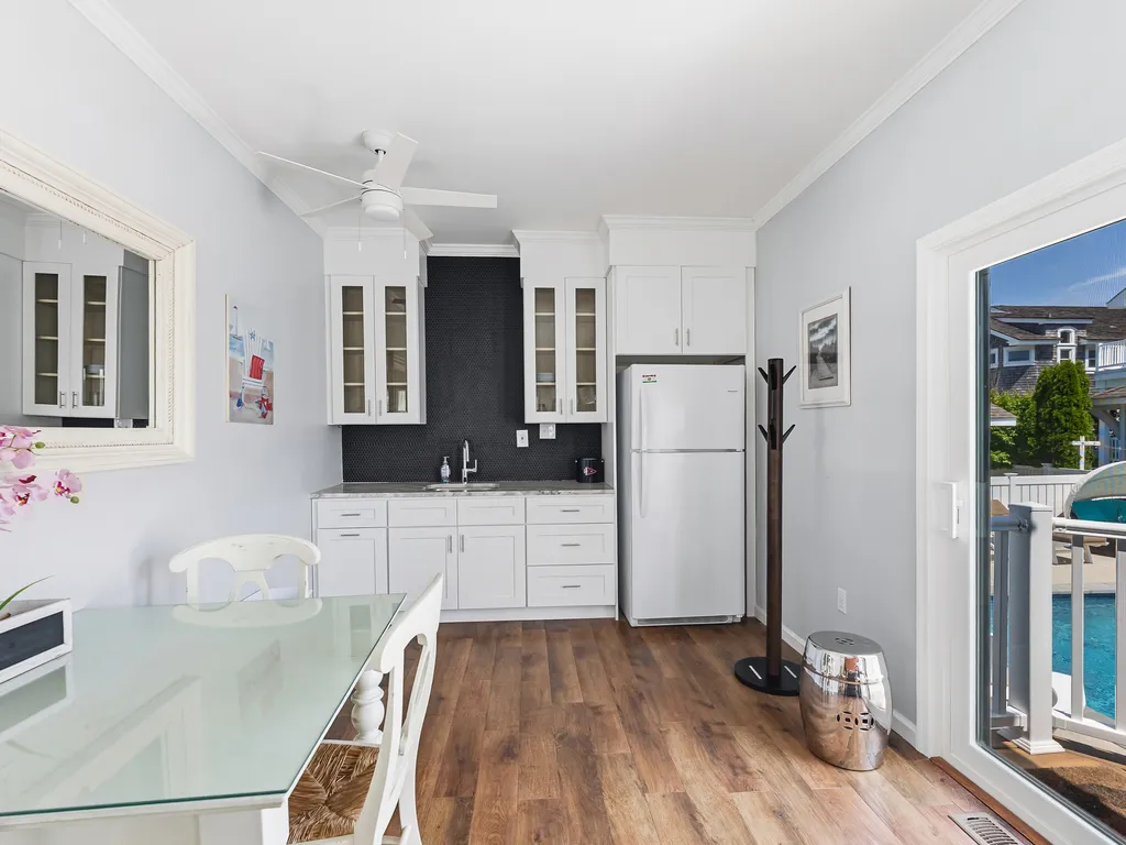 Sunroom with sink &amp;amp; 2nd refrigerator