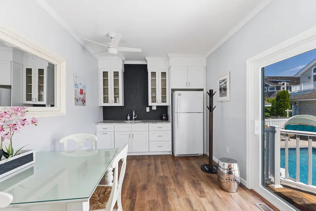 Sunroom with sink &amp;amp; 2nd refrigerator