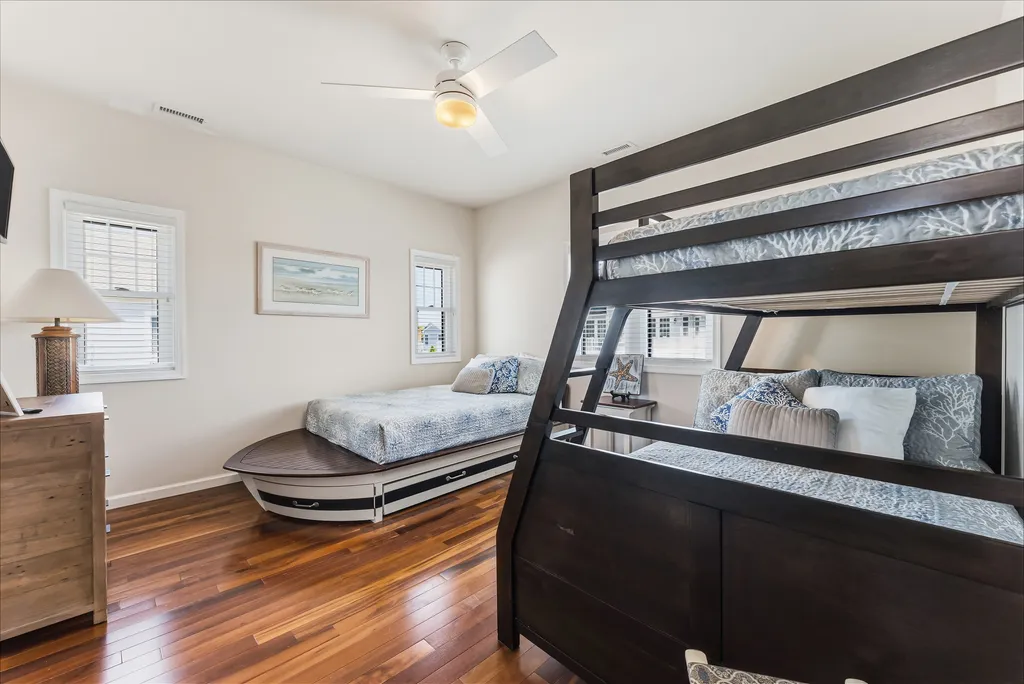 Bedroom 2: 2nd Fl Double Bed and Bunk Bed (Double on bottom and Single on top)