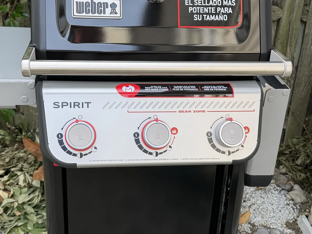 Propane bbq grill