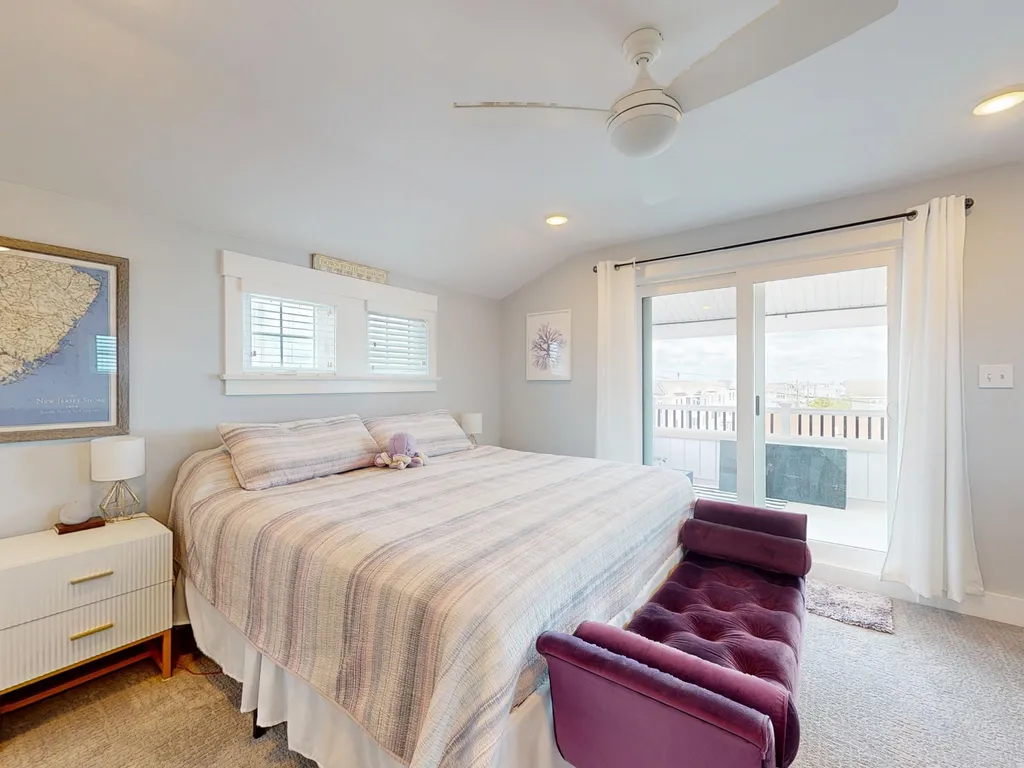 4th floor master bedroom suite with private full bath and private deck with ocean views