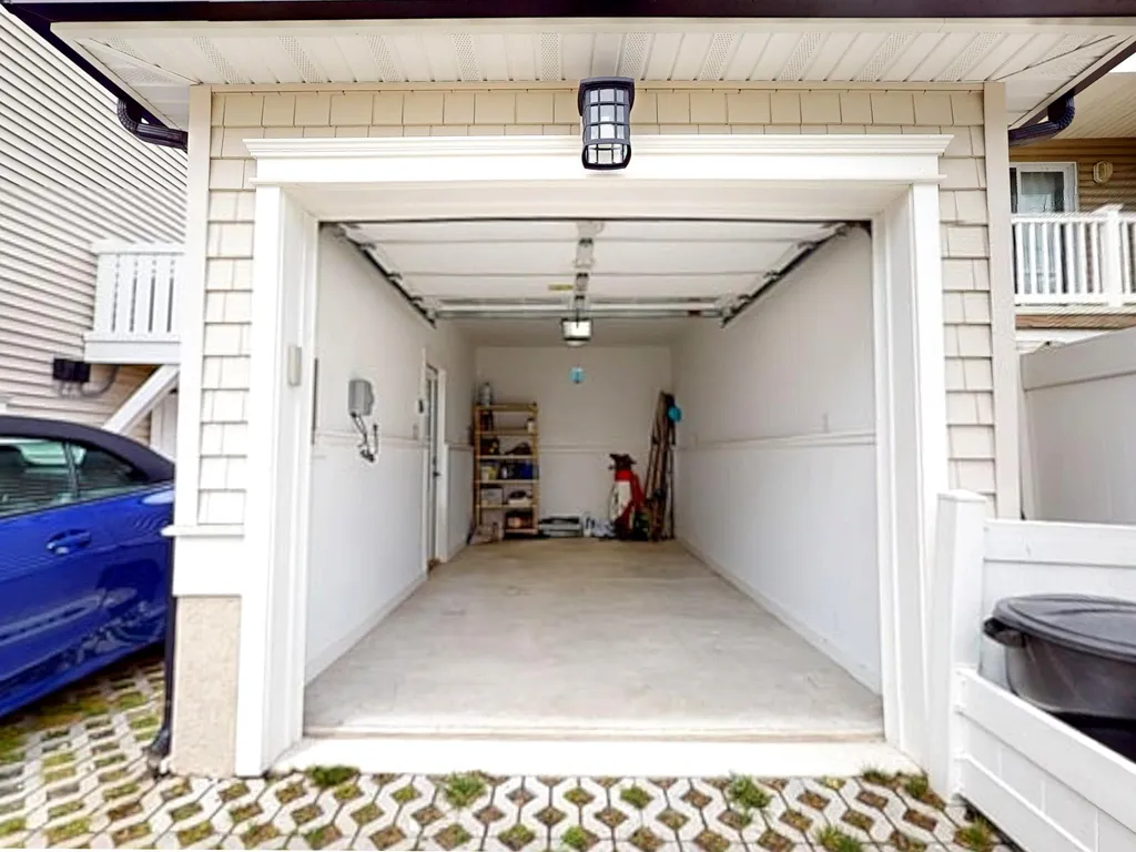 Small garage for beach chairs/