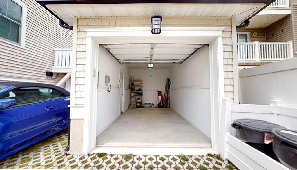 Small garage for beach chairs/
