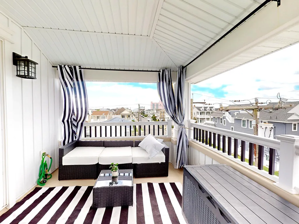 Master suite has private deck