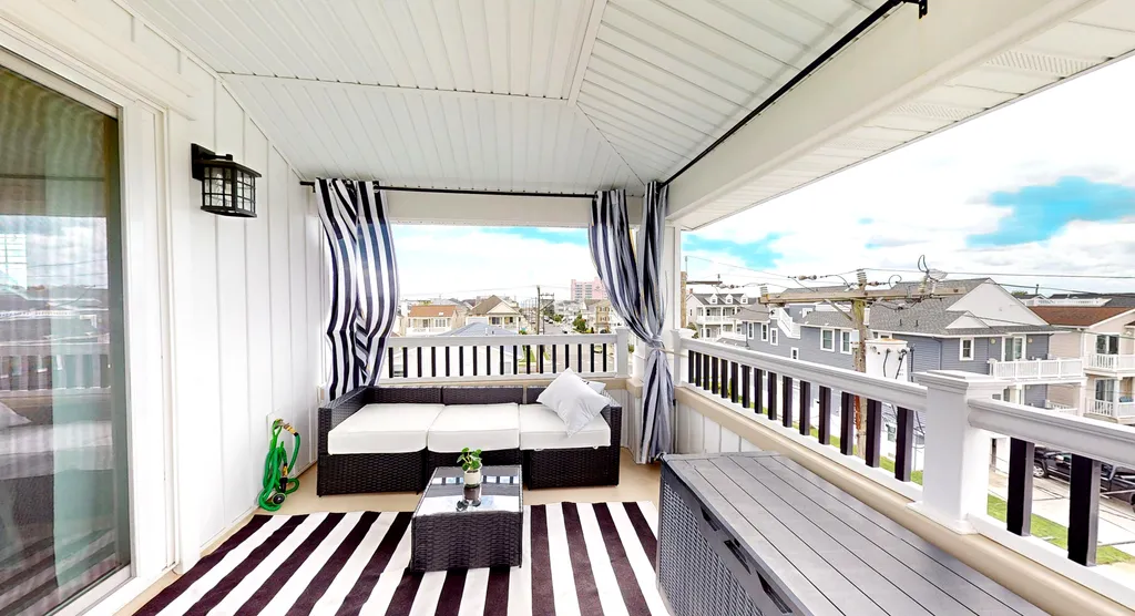 Master suite has private deck