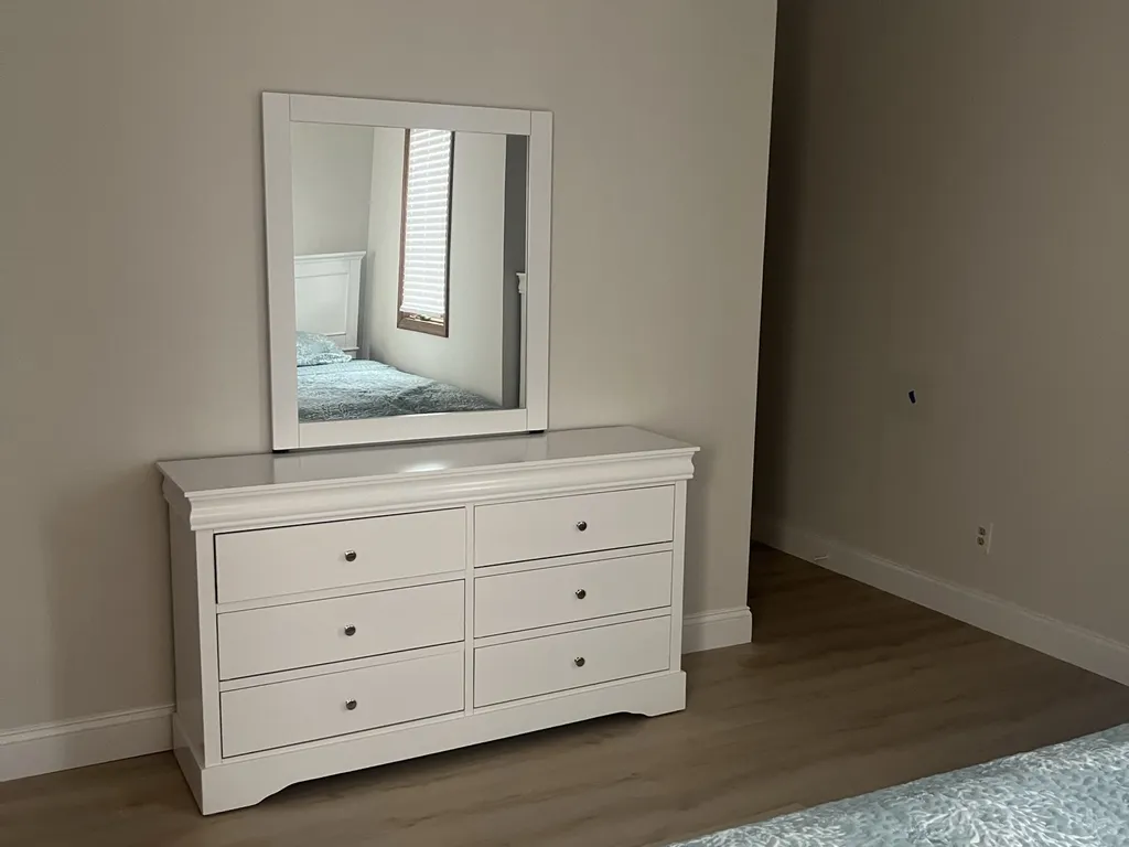 king bedroom