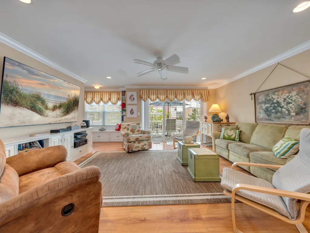 Spacious Living Room