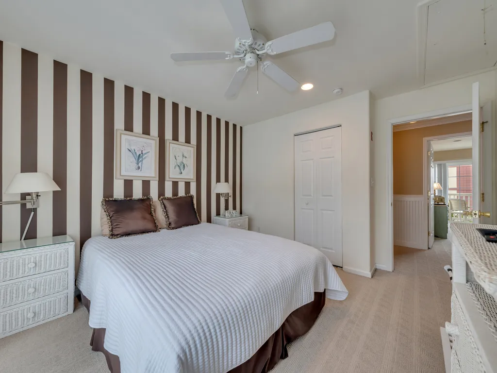 3rd Bedroom with Queen Bed