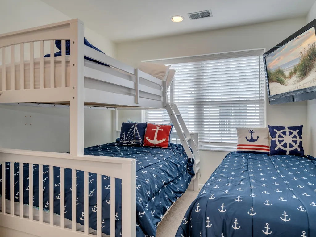 4th Bedroom - 1 Full and 2 Single Beds