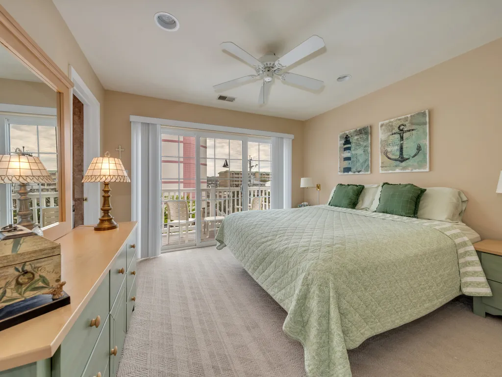 1st Primary Suite with King Bed with Adjustable Head and Footboard
