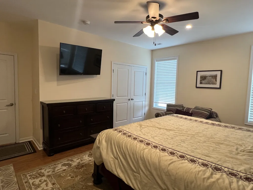 first floor master bed