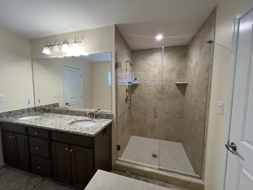 second floor jack and jill  bath