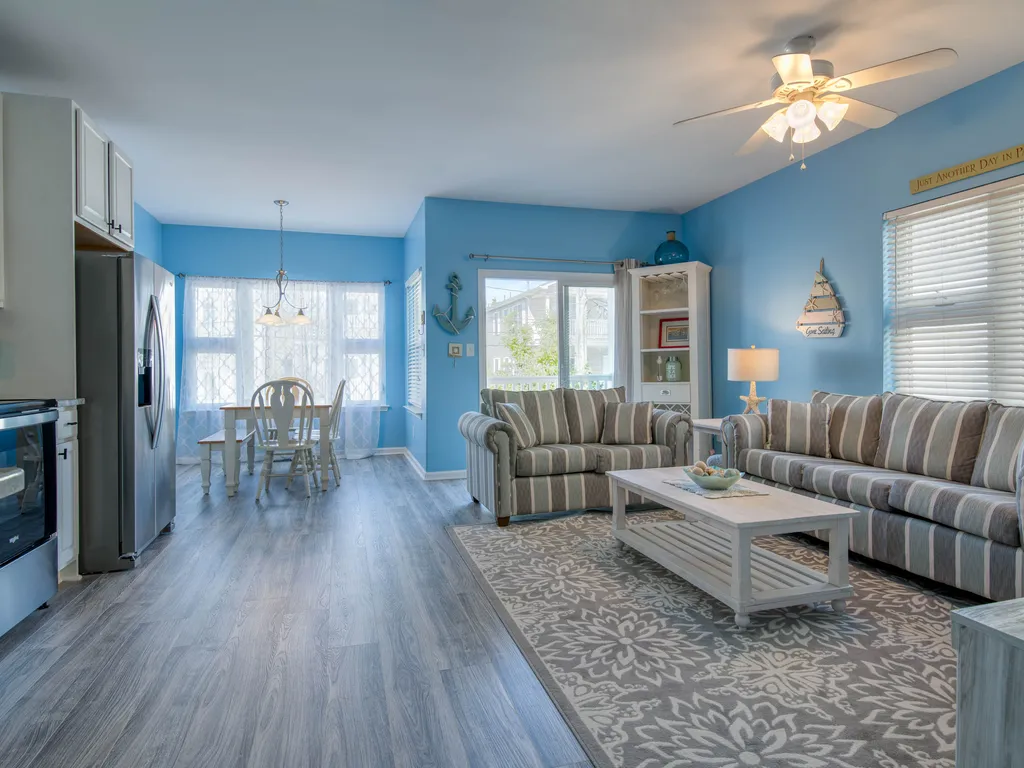 Kitchen &amp;amp; Living Room from Hallway