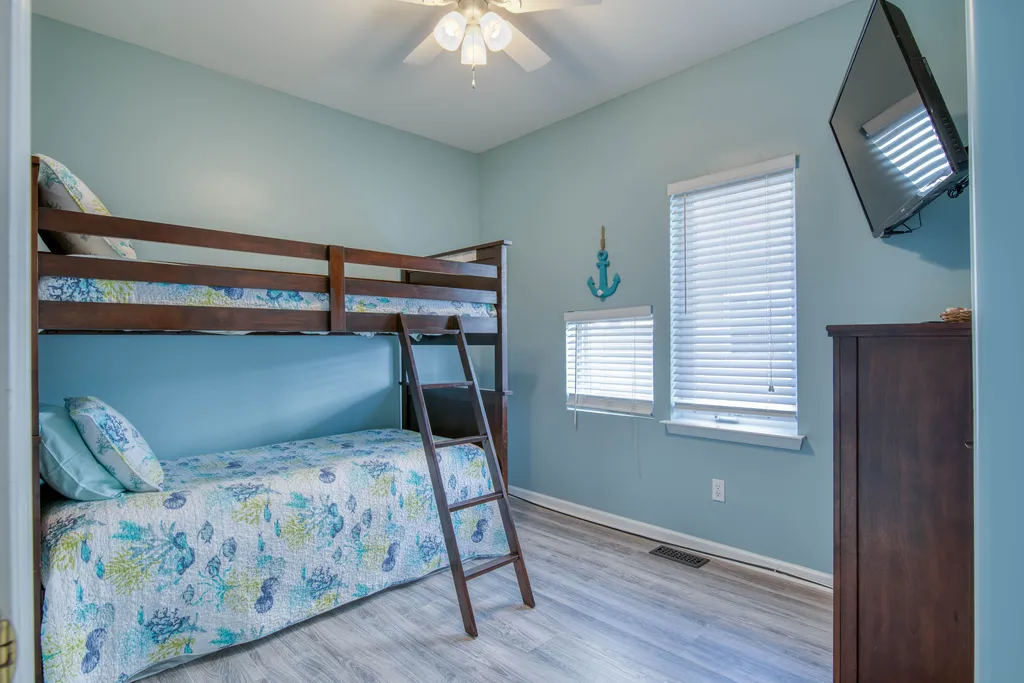 Bunk Bed room