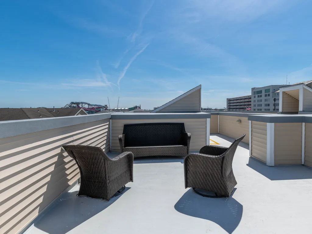 Rooftop Deck #01