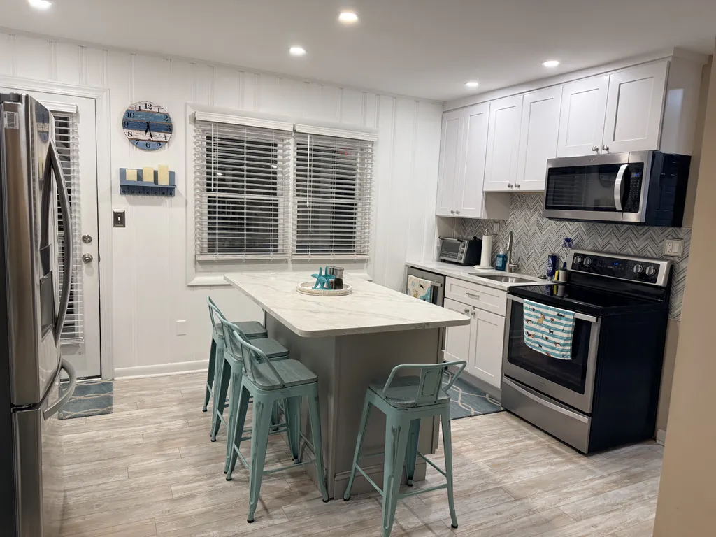 Fully stocked kitchen