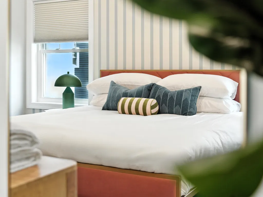 Master Bedroom - King Suite