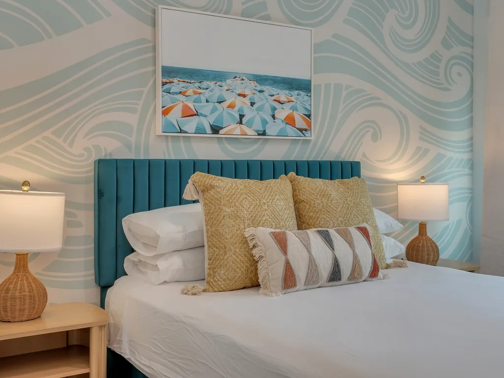 Queen Bedroom