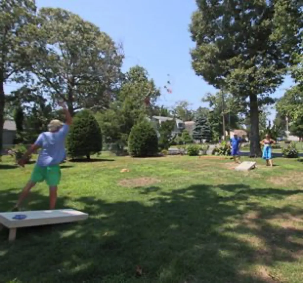 Corn hole