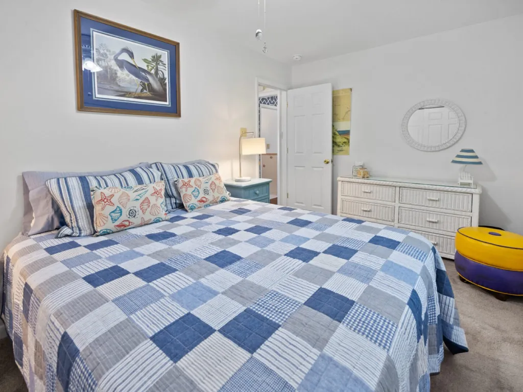 Queen bed