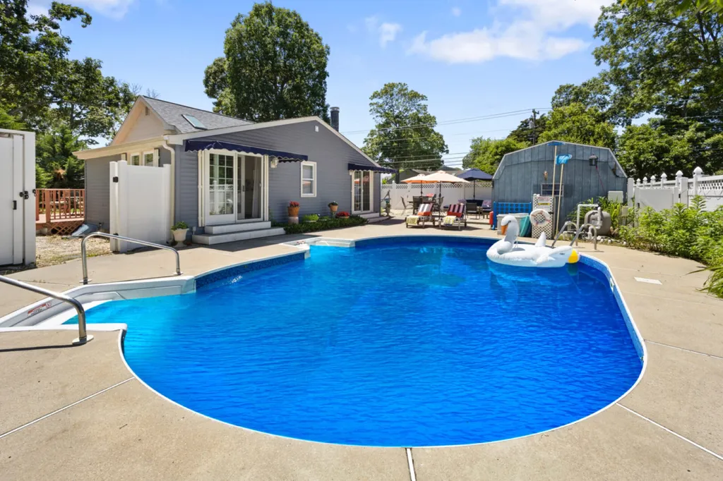 30 foot in-ground salt water pool