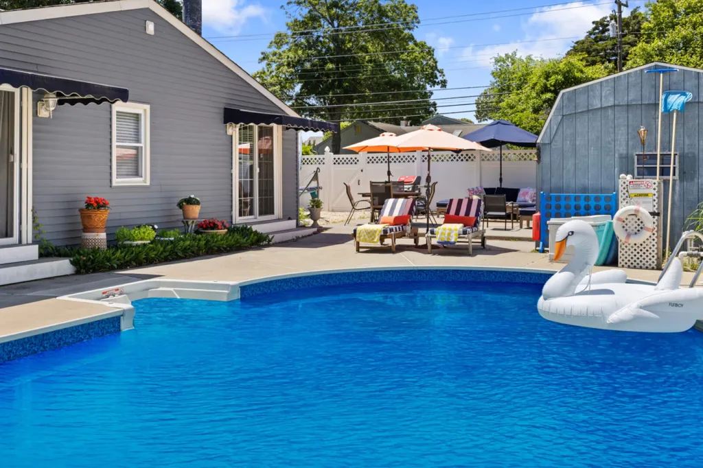30 foot in-ground salt water pool