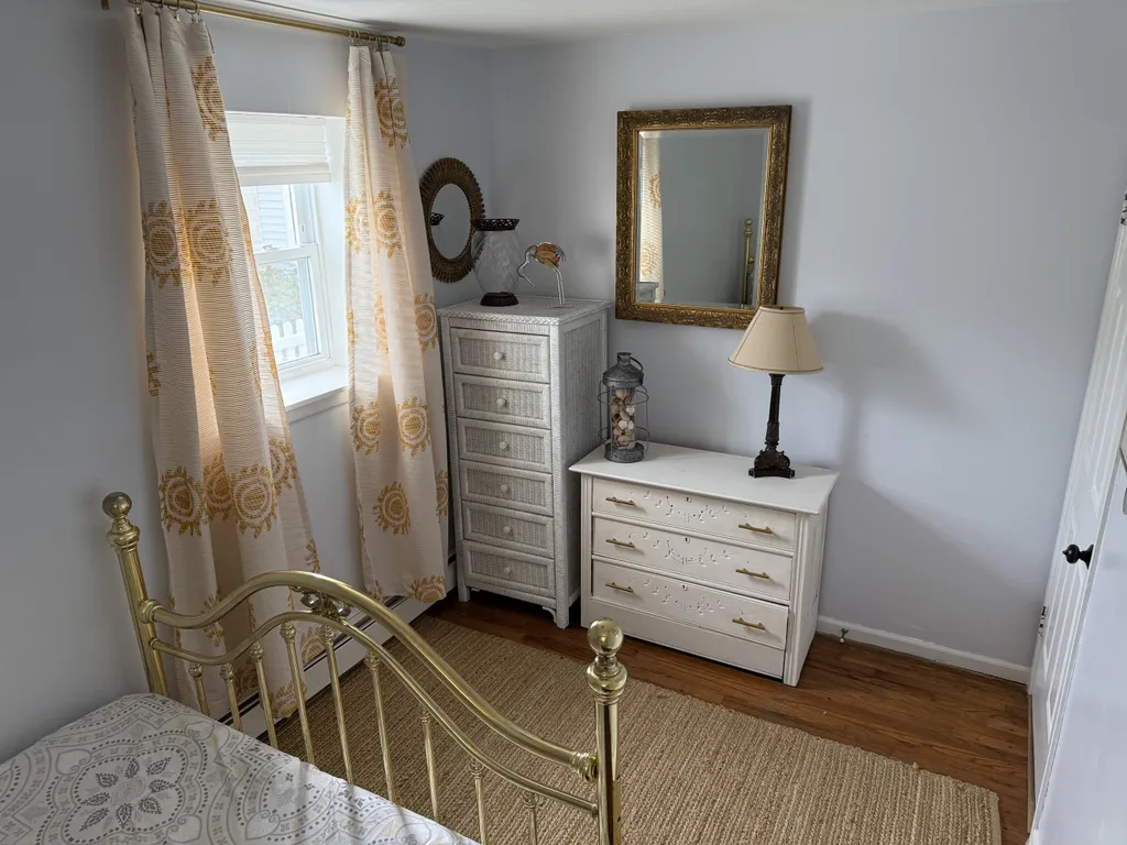 Guest room full