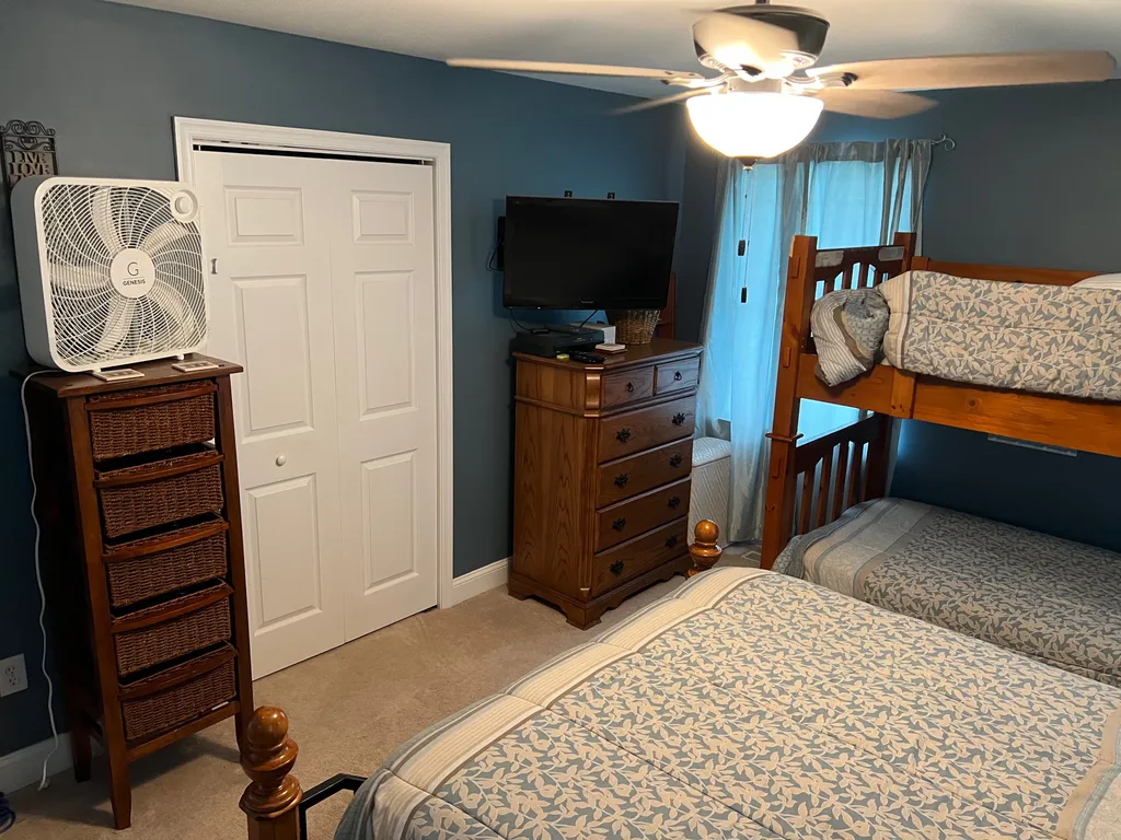 Bedroom #4- another view