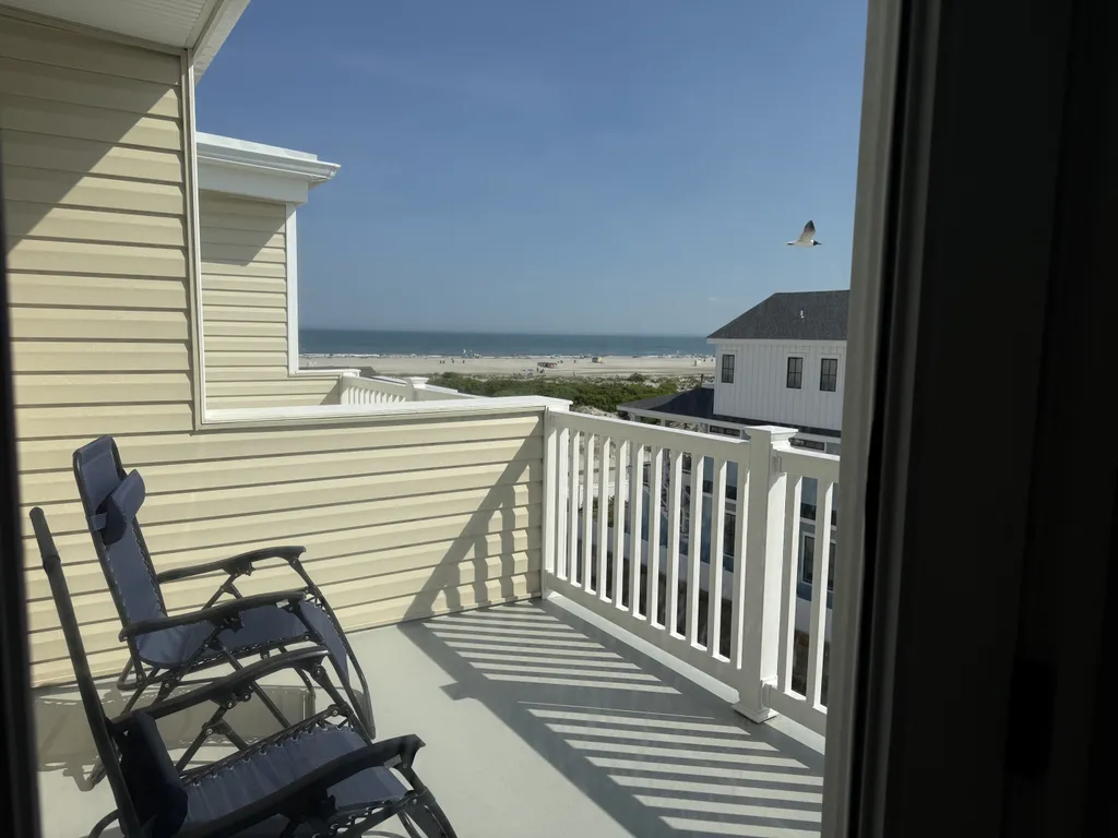 Top Floor Back Patio