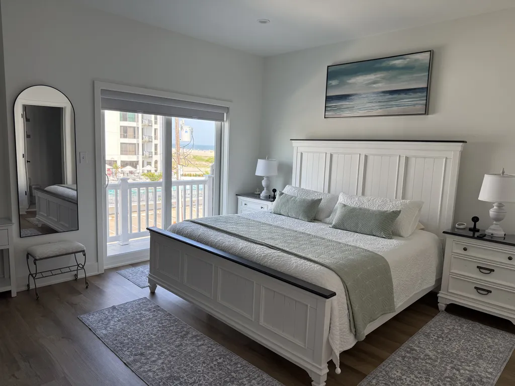 Master Bedroom - King size bed