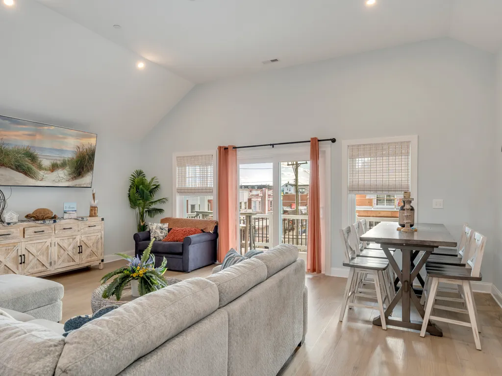 Open Concept Dining Table seating for 6