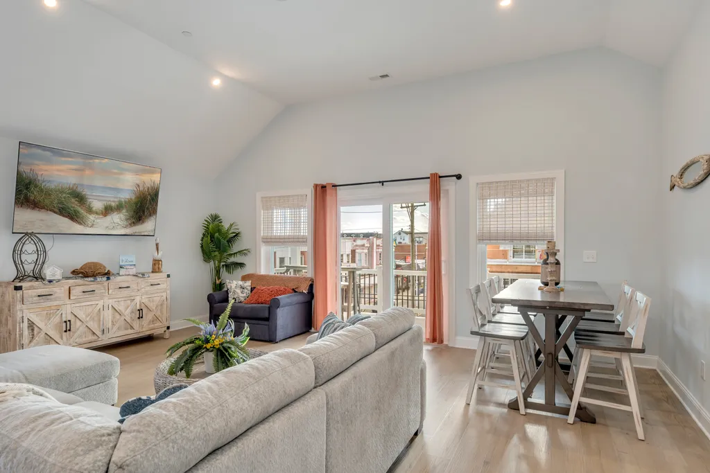 Open Concept Dining Table seating for 6