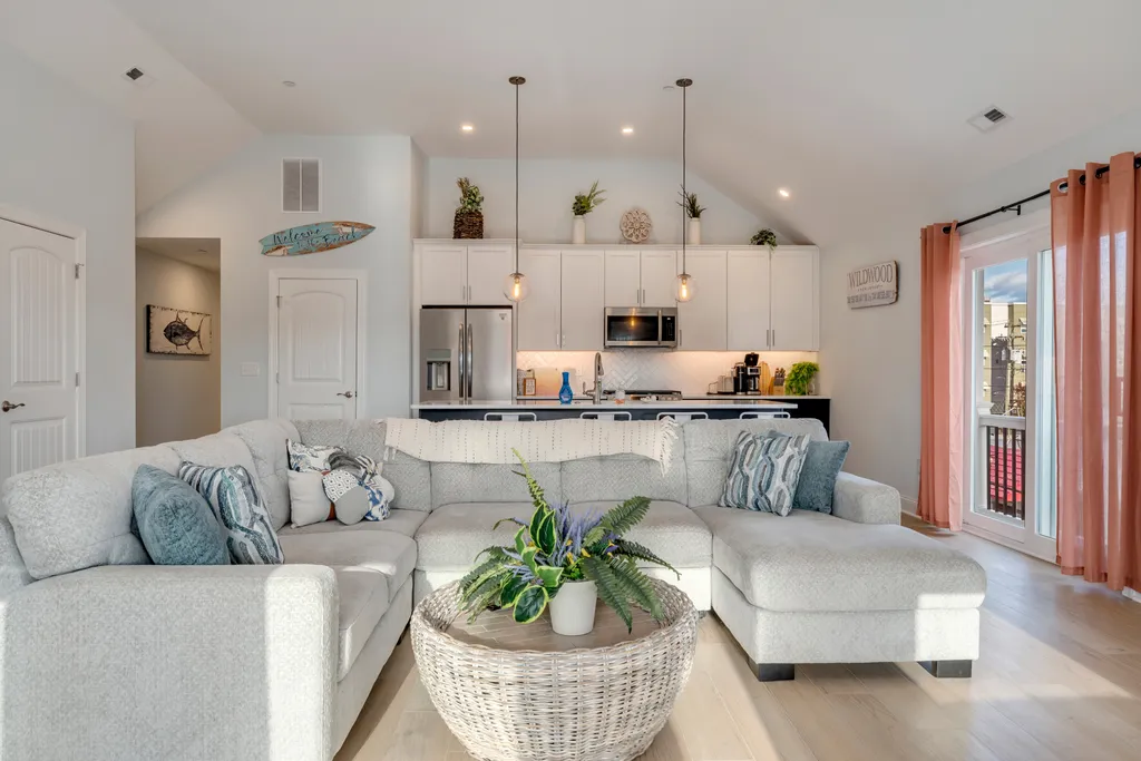 Open Concept Living/Dining/Kitchen 
