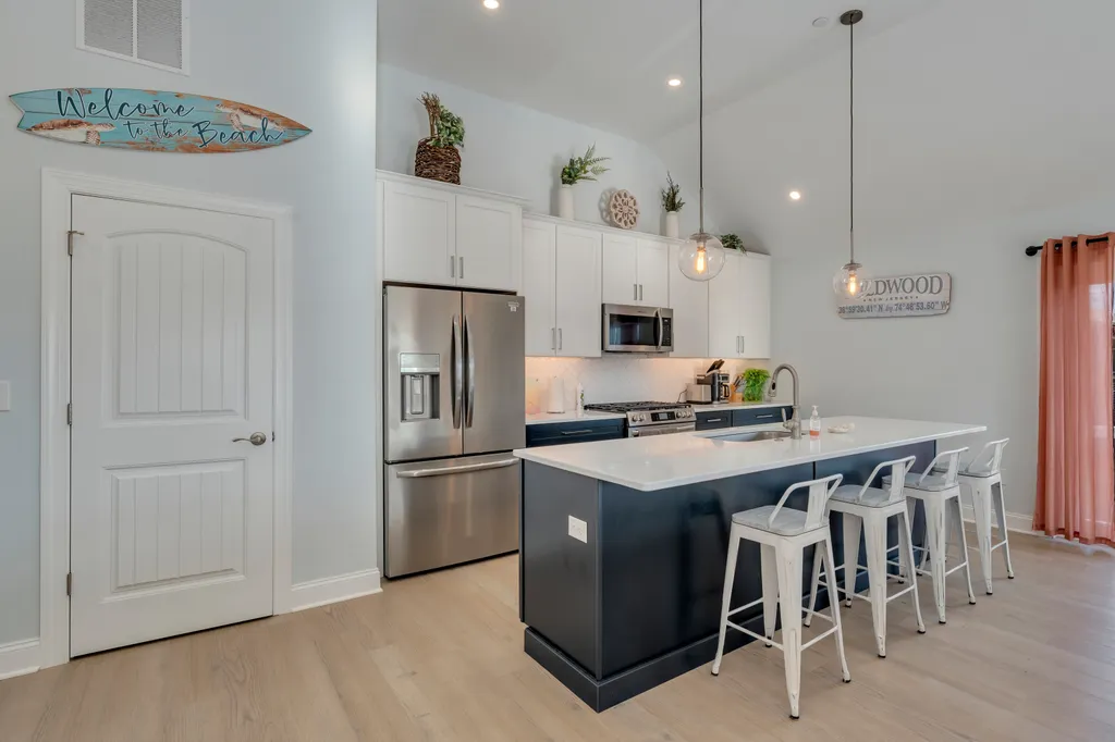 Beautiful New Fully Stocked Kitchen with Ample Storage