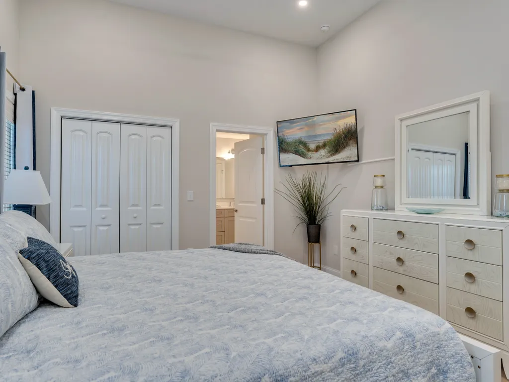 Master Bedroom with King Bed
