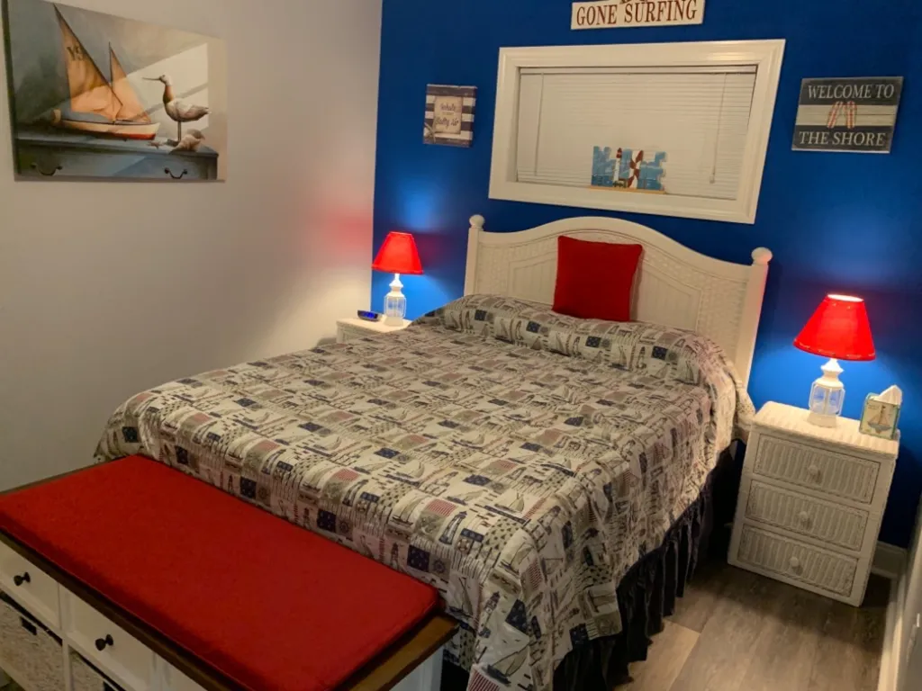 Queen Bedroom