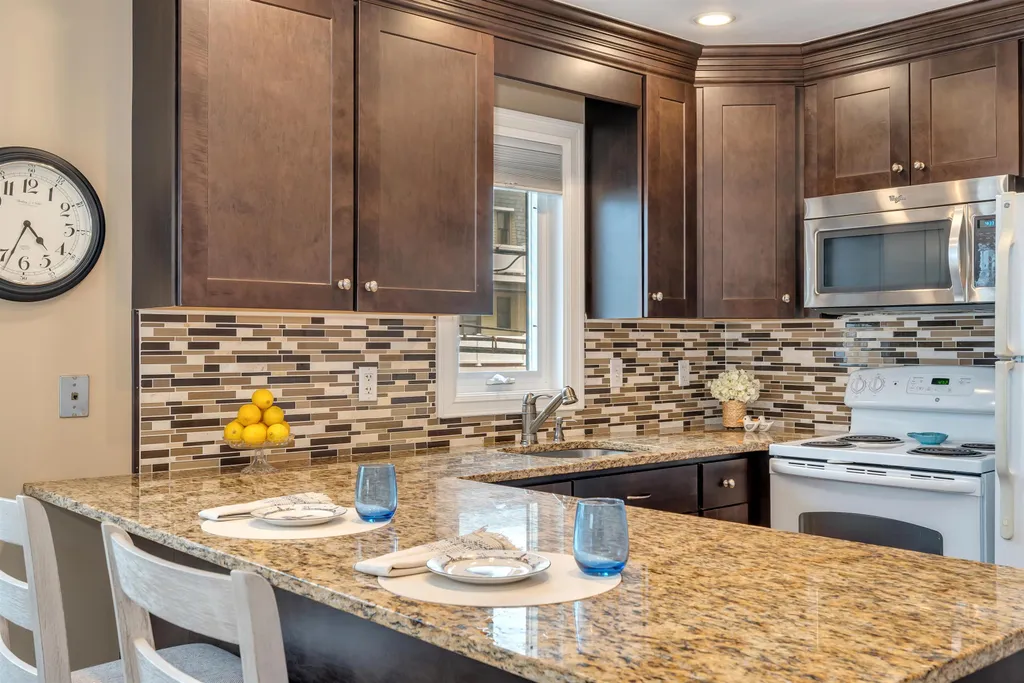 Eat in Kitchen Area