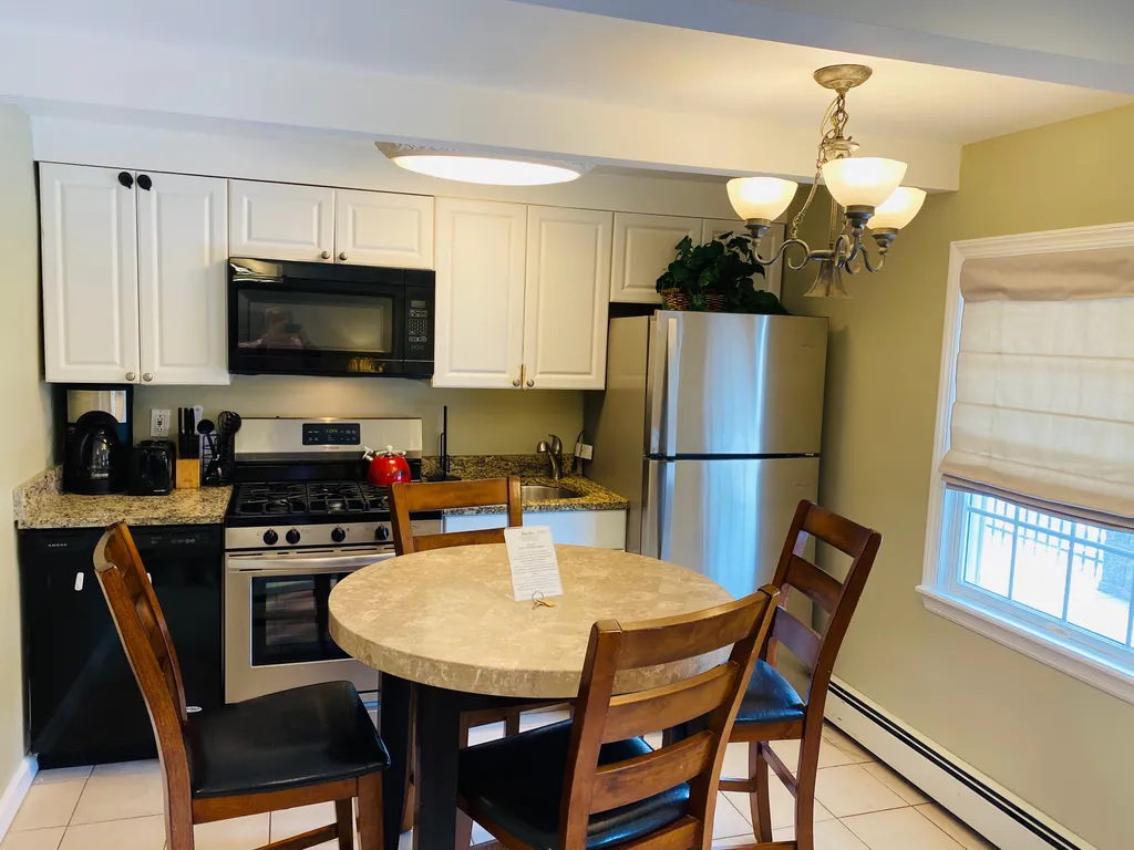 Dishwasher Gas Stove and Refrigerator