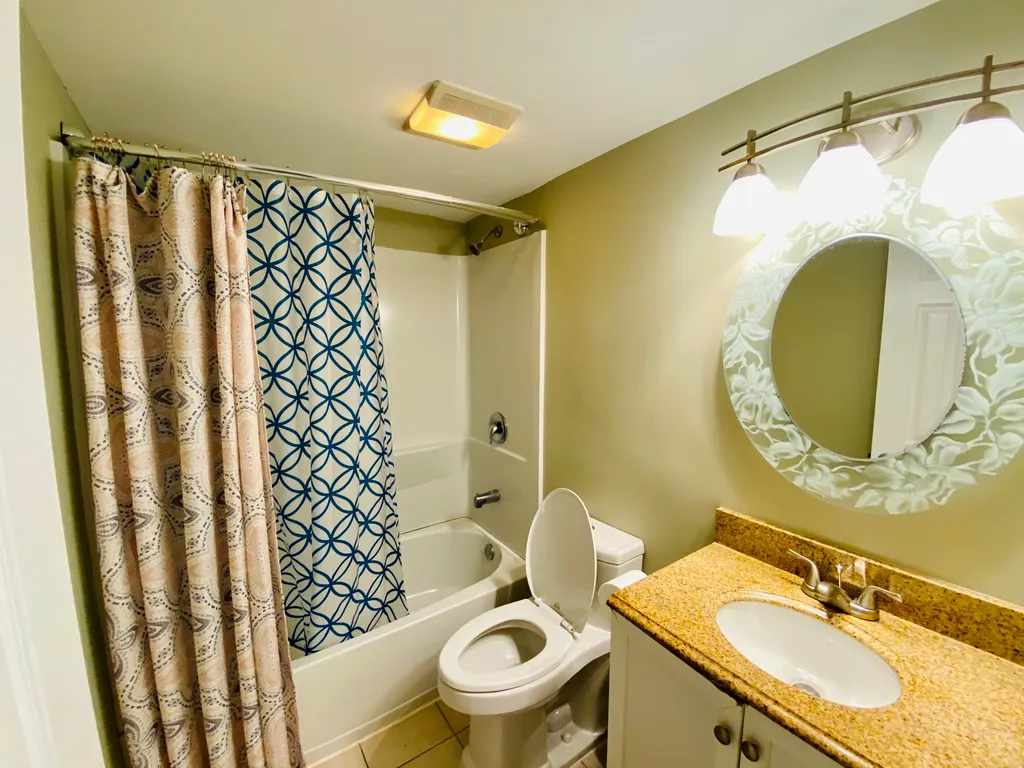 Full Shower and Bath Tub
