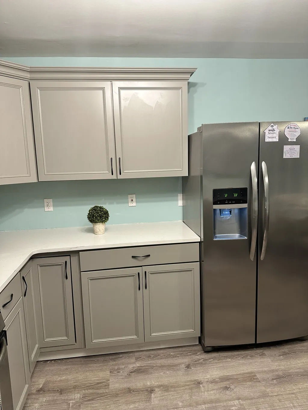 full kitchen