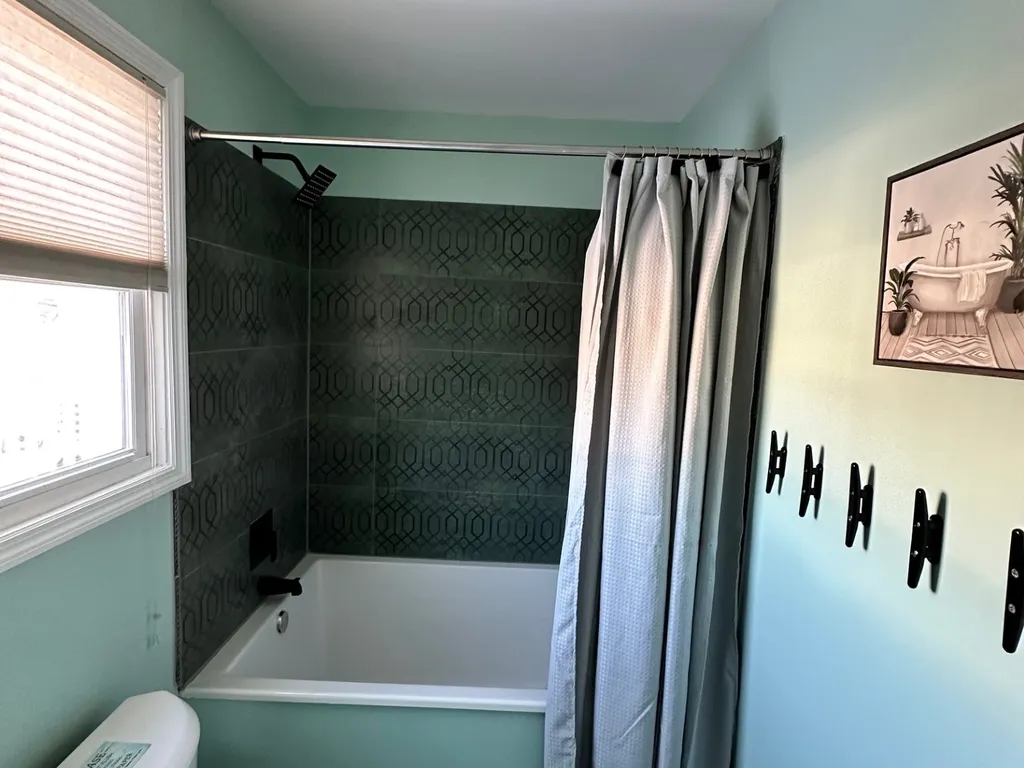 BATHROOM #3