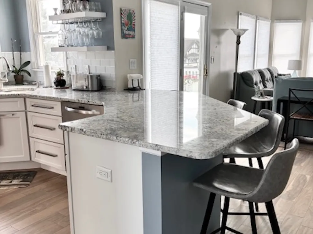 Counter seating