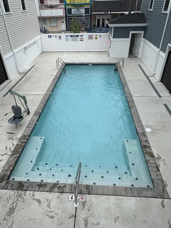 Heated Saltwater Community Pool