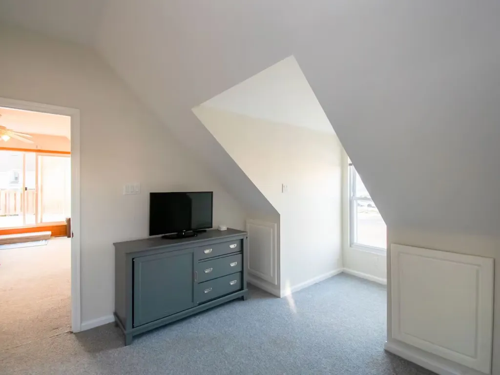 This room will have a full size bed. Smart TV with a firestick