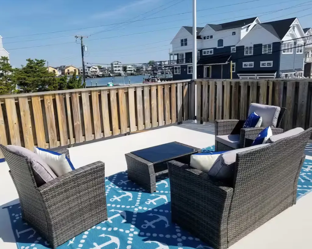 Rooftop patio for enjoying sunrises and sunsets. Deck is close to second floor kitchen.