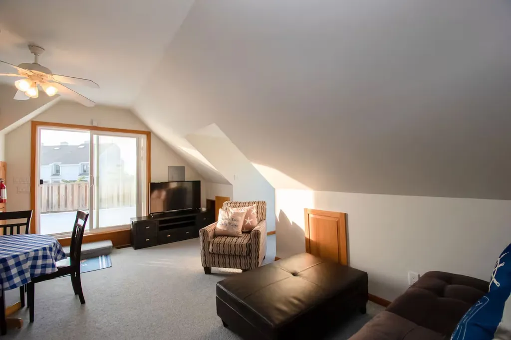Second floor living room