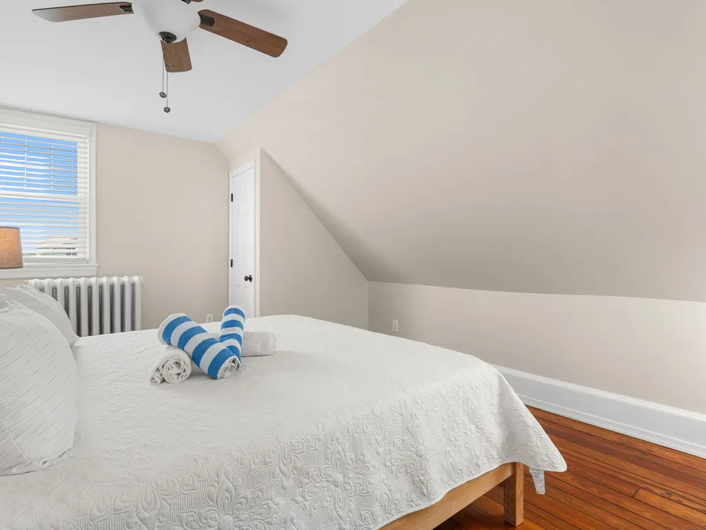 King Bedroom